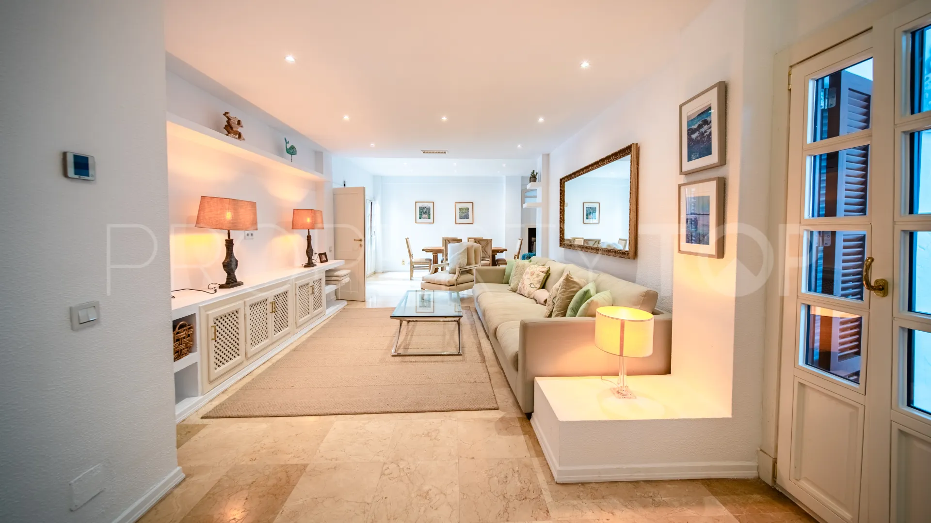 For sale Señorio de Marbella ground floor apartment with 3 bedrooms