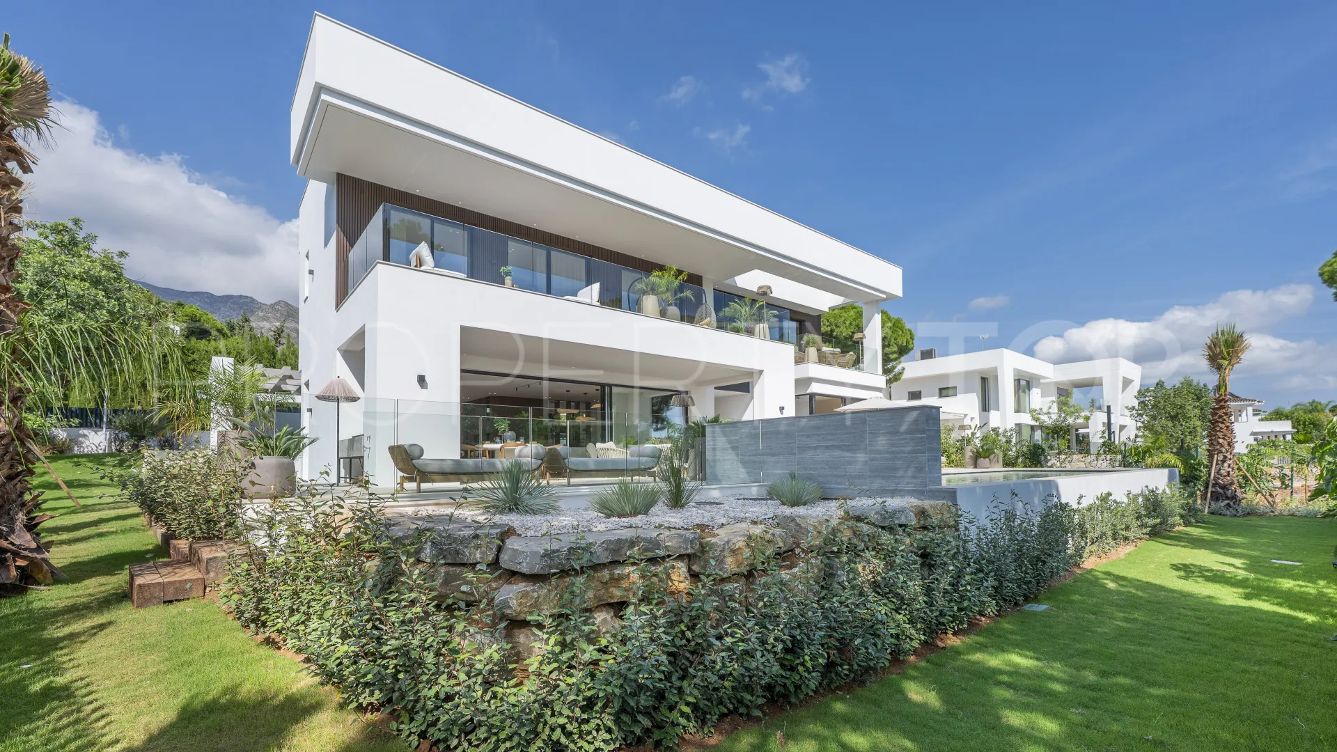 Rocio de Nagüeles villa for sale
