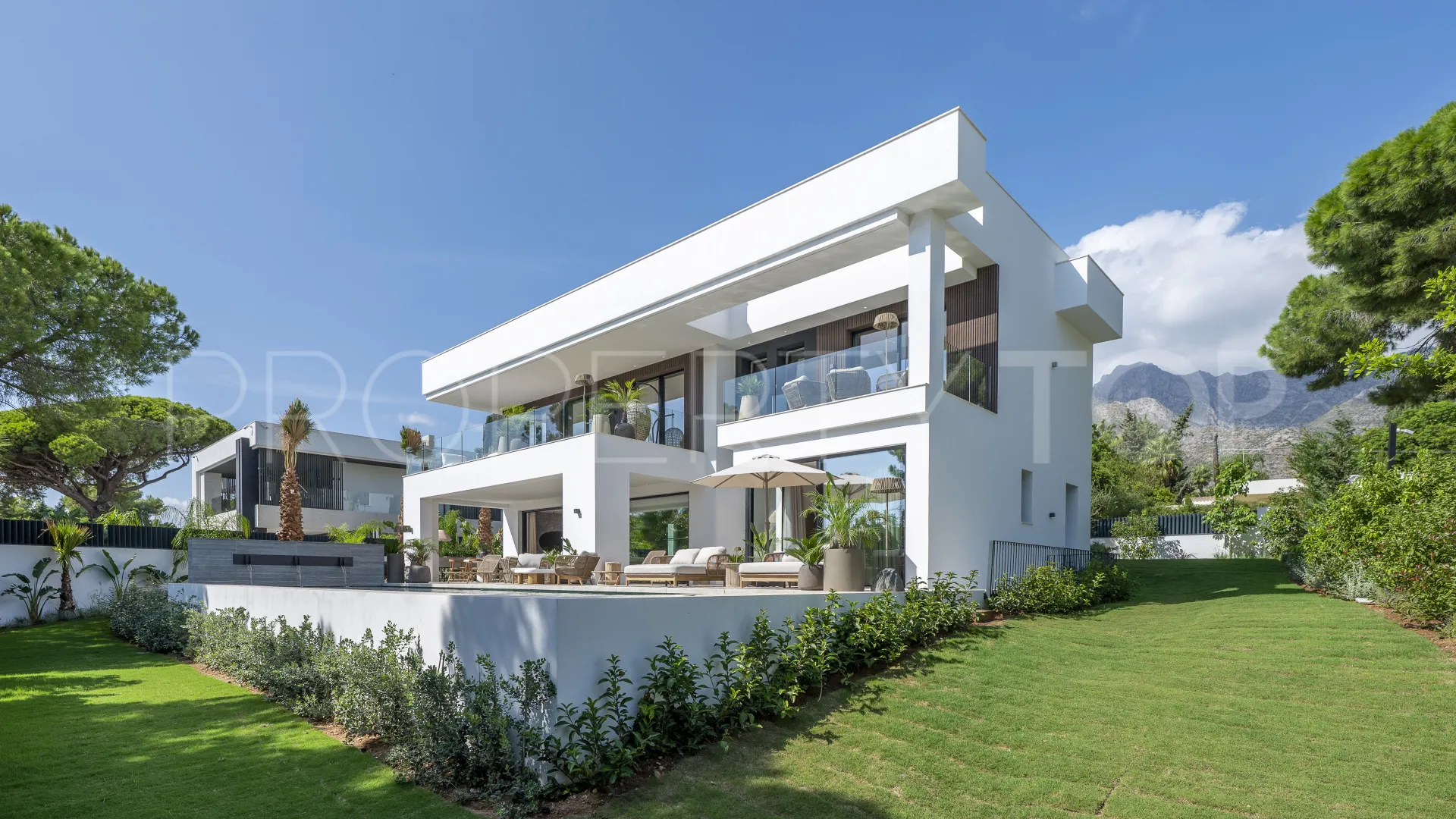 Rocio de Nagüeles villa for sale