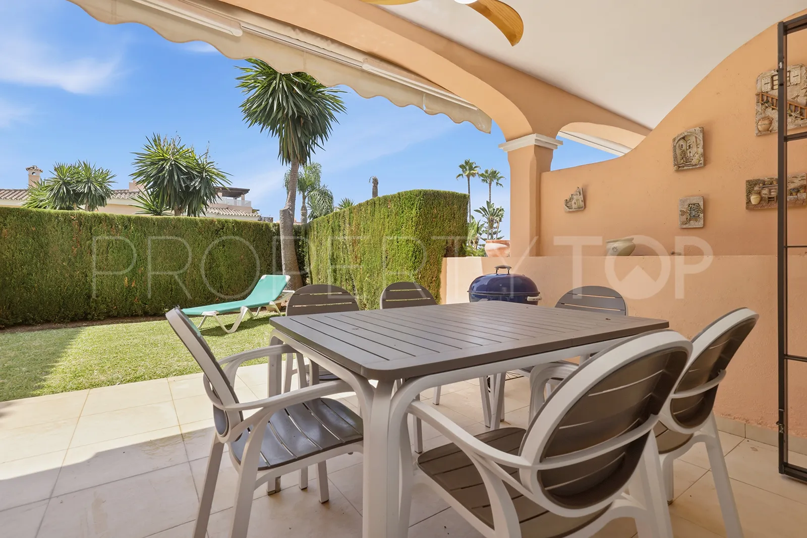 For sale apartment in Park Beach with 2 bedrooms