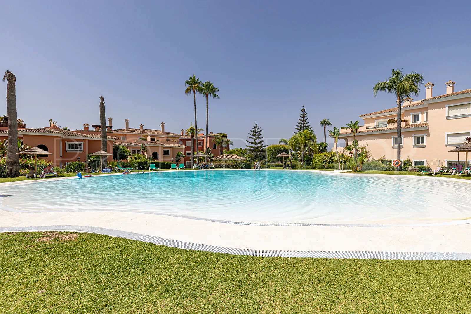 For sale apartment in Park Beach with 2 bedrooms