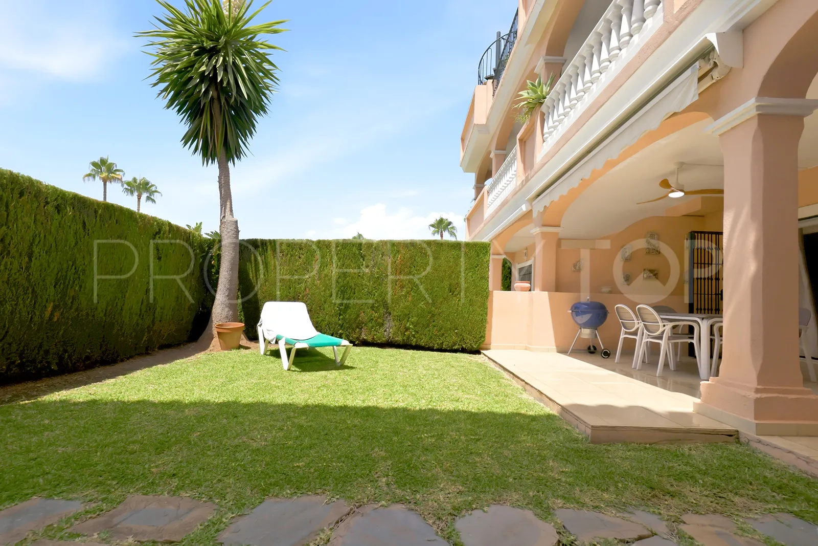 For sale apartment in Park Beach with 2 bedrooms