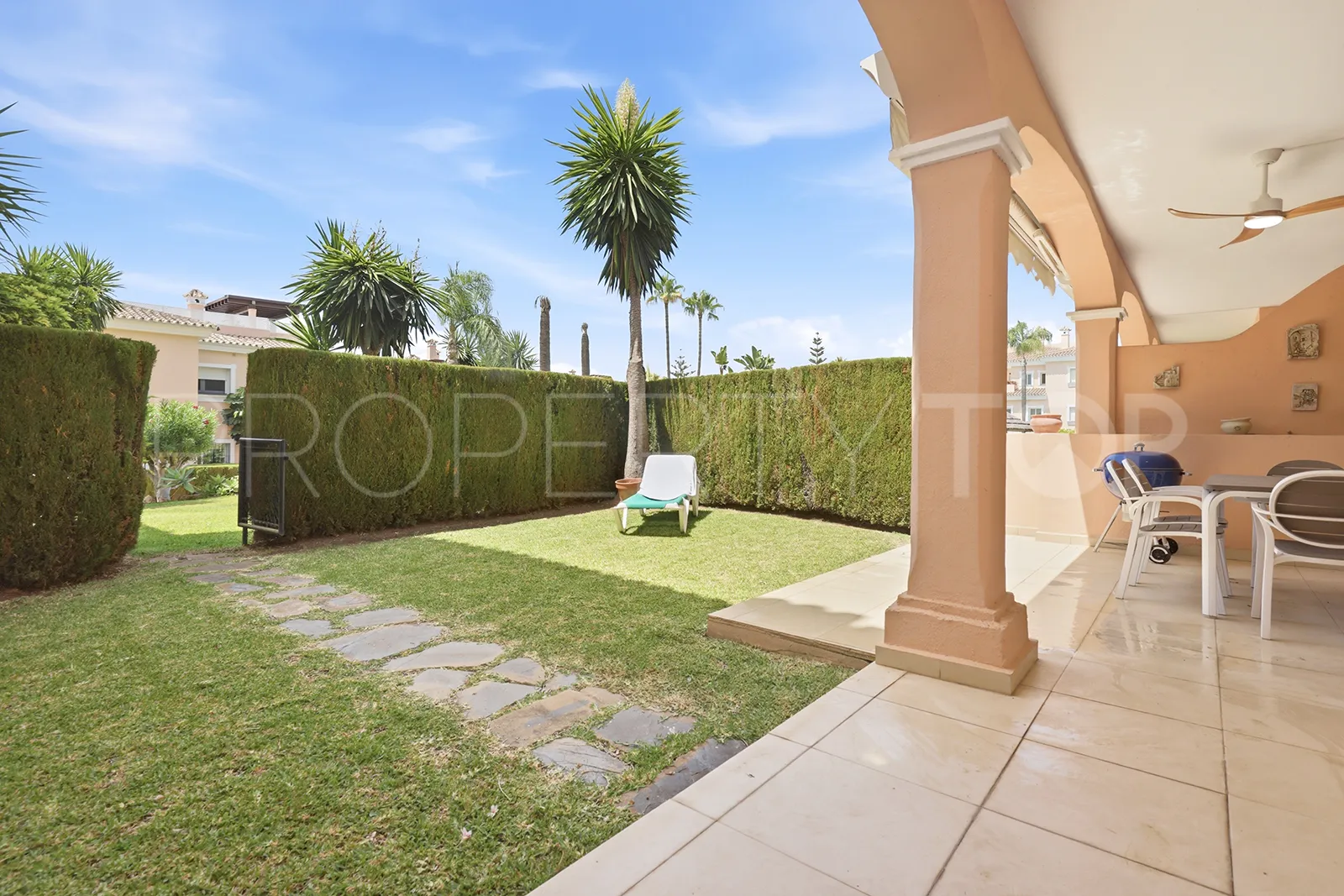 For sale apartment in Park Beach with 2 bedrooms