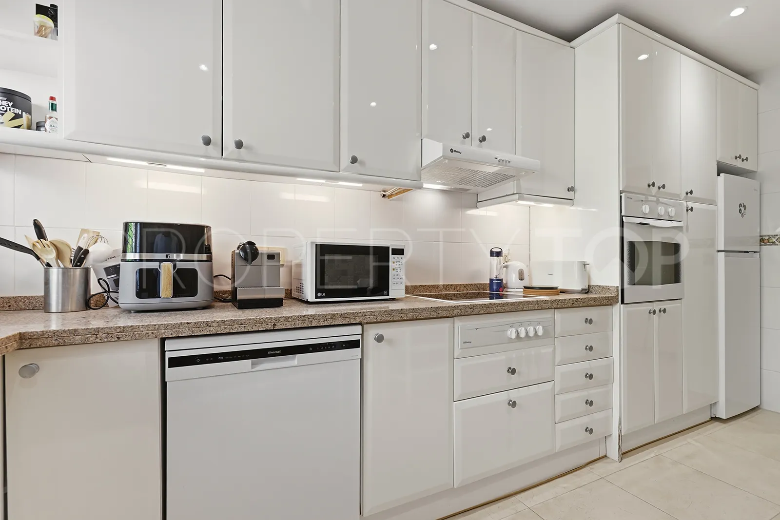 For sale apartment in Park Beach with 2 bedrooms