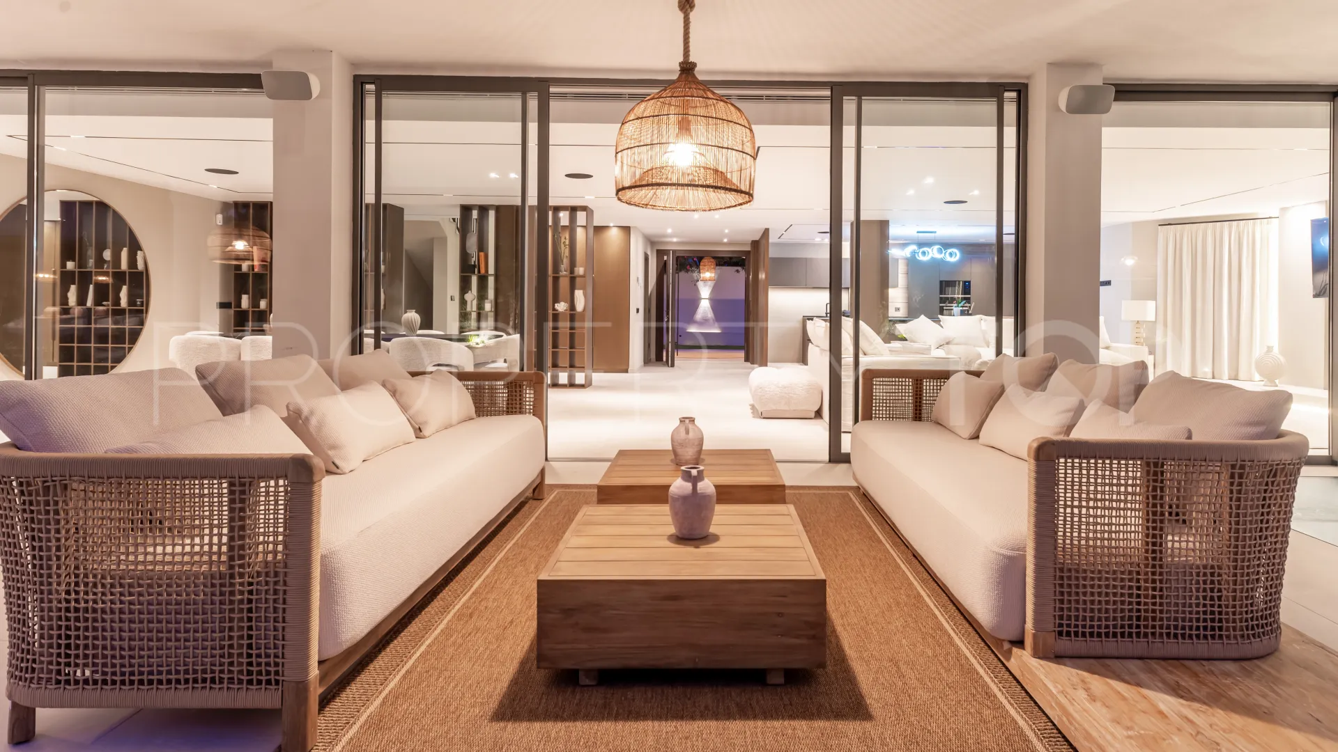 Se vende villa en Atalaya Golf