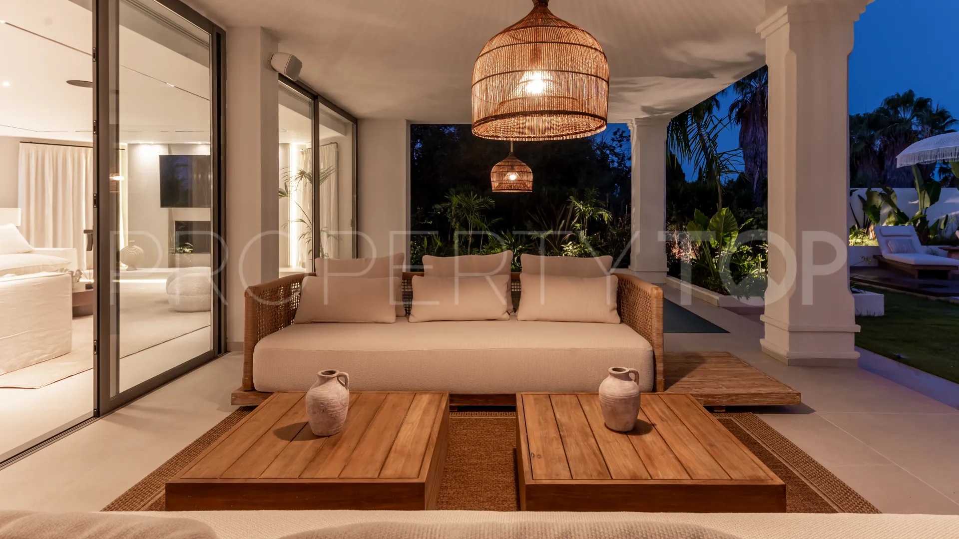 Se vende villa en Atalaya Golf