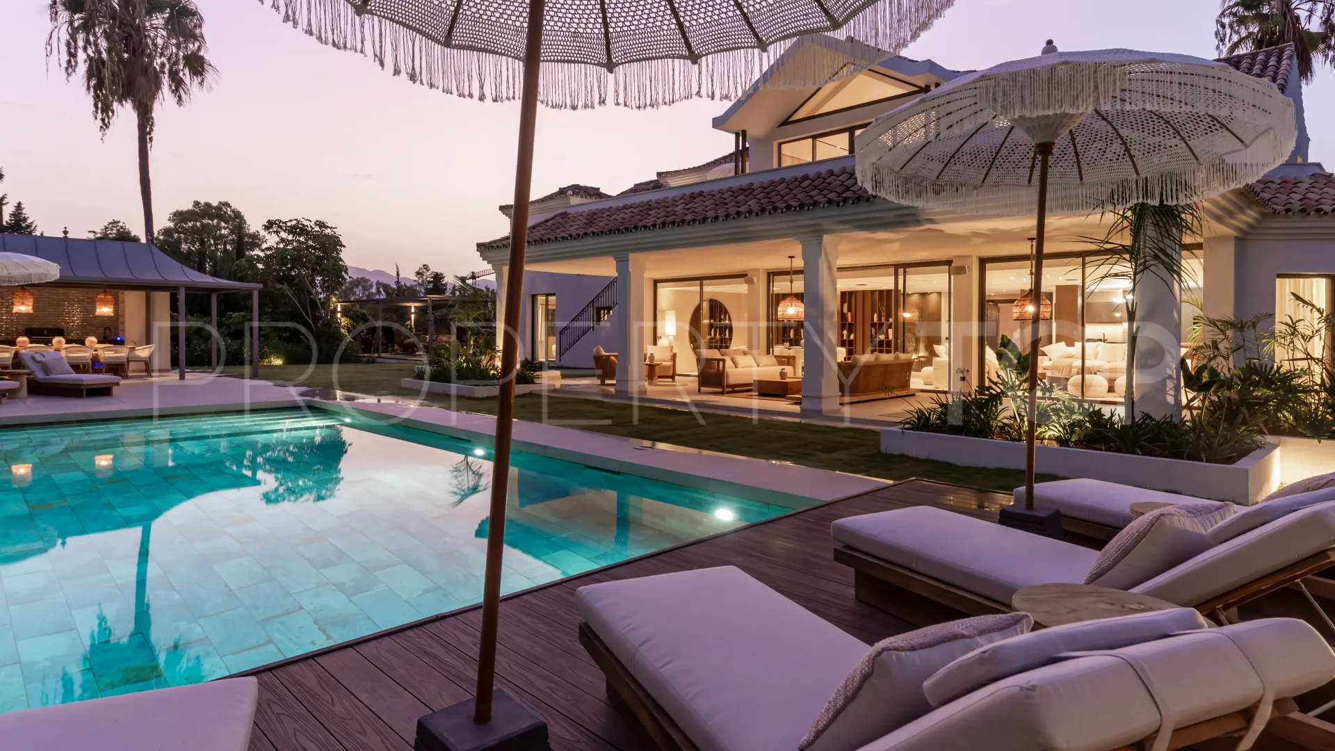 Se vende villa en Atalaya Golf