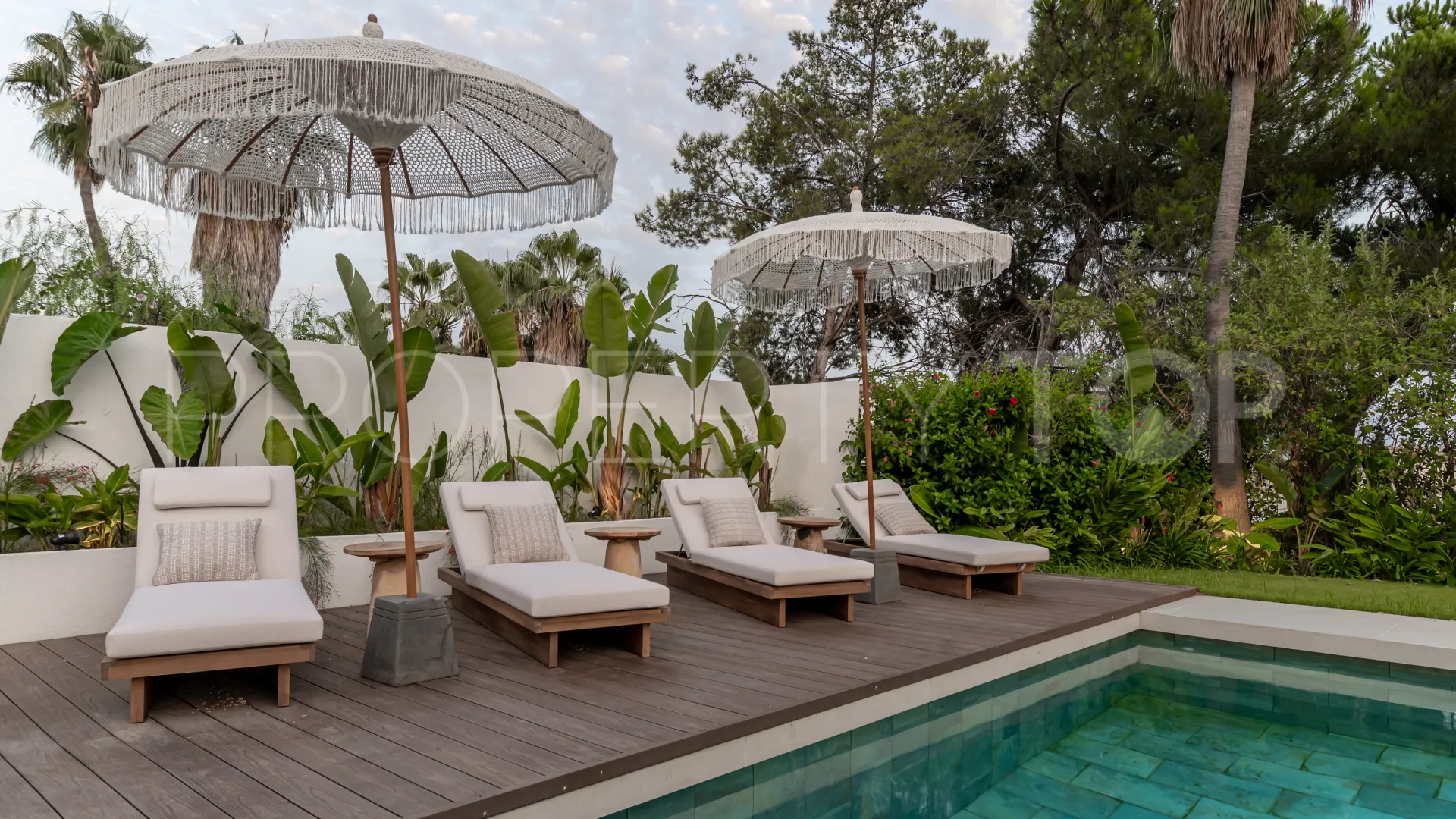 Se vende villa en Atalaya Golf
