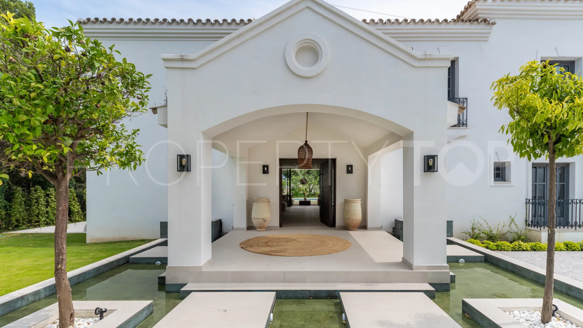 Se vende villa en Atalaya Golf