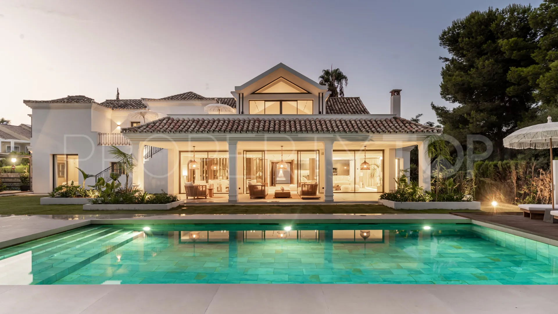 Se vende villa en Atalaya Golf