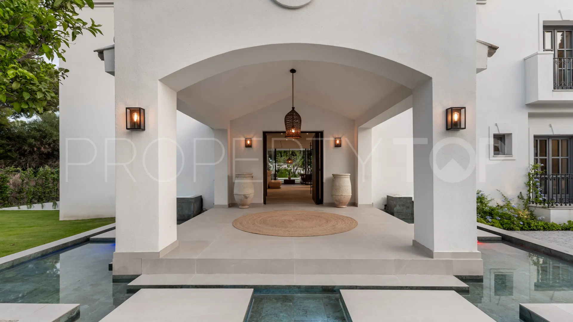 Se vende villa en Atalaya Golf