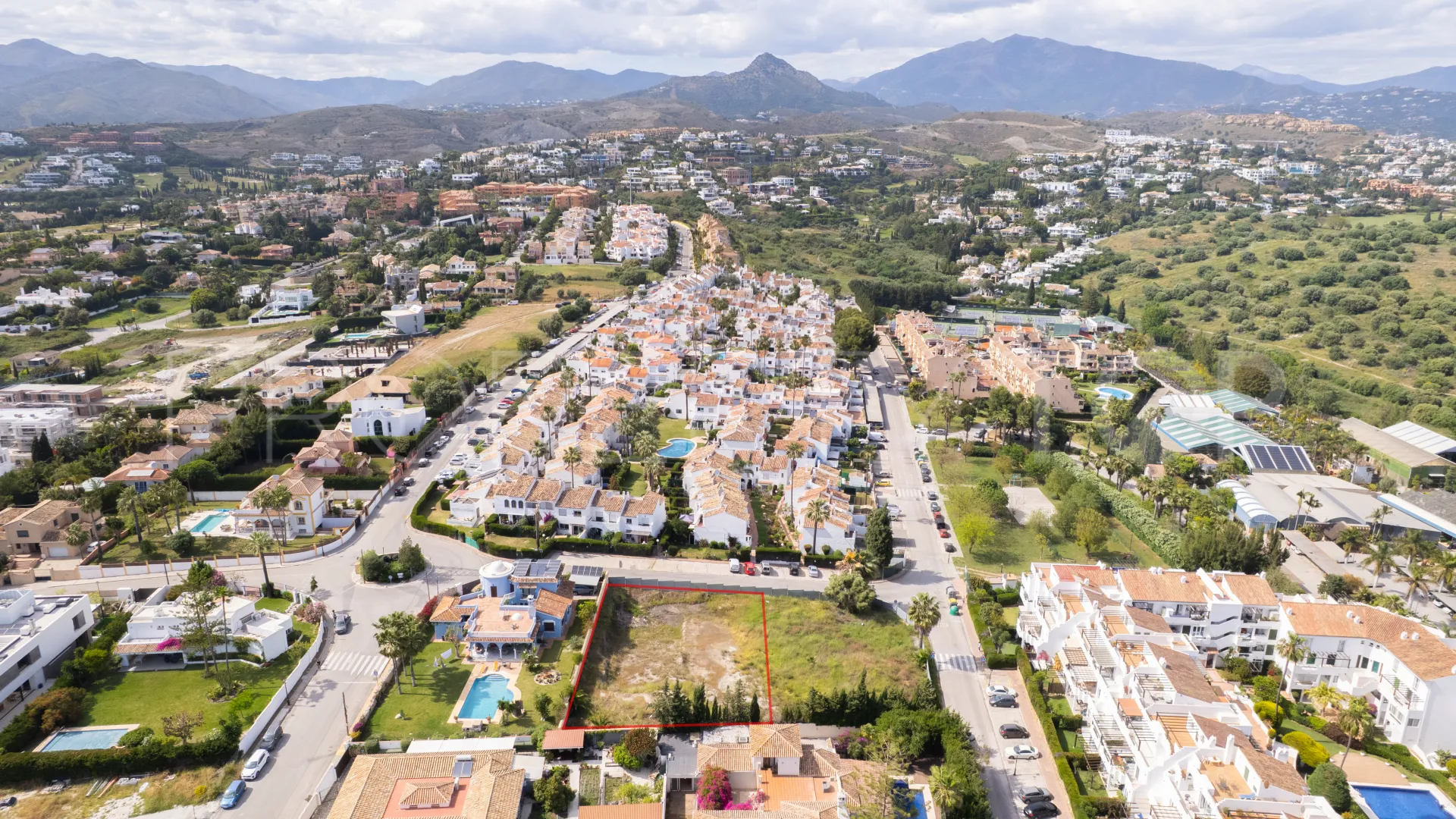 Comprar parcela en Bel Air con 5 dormitorios