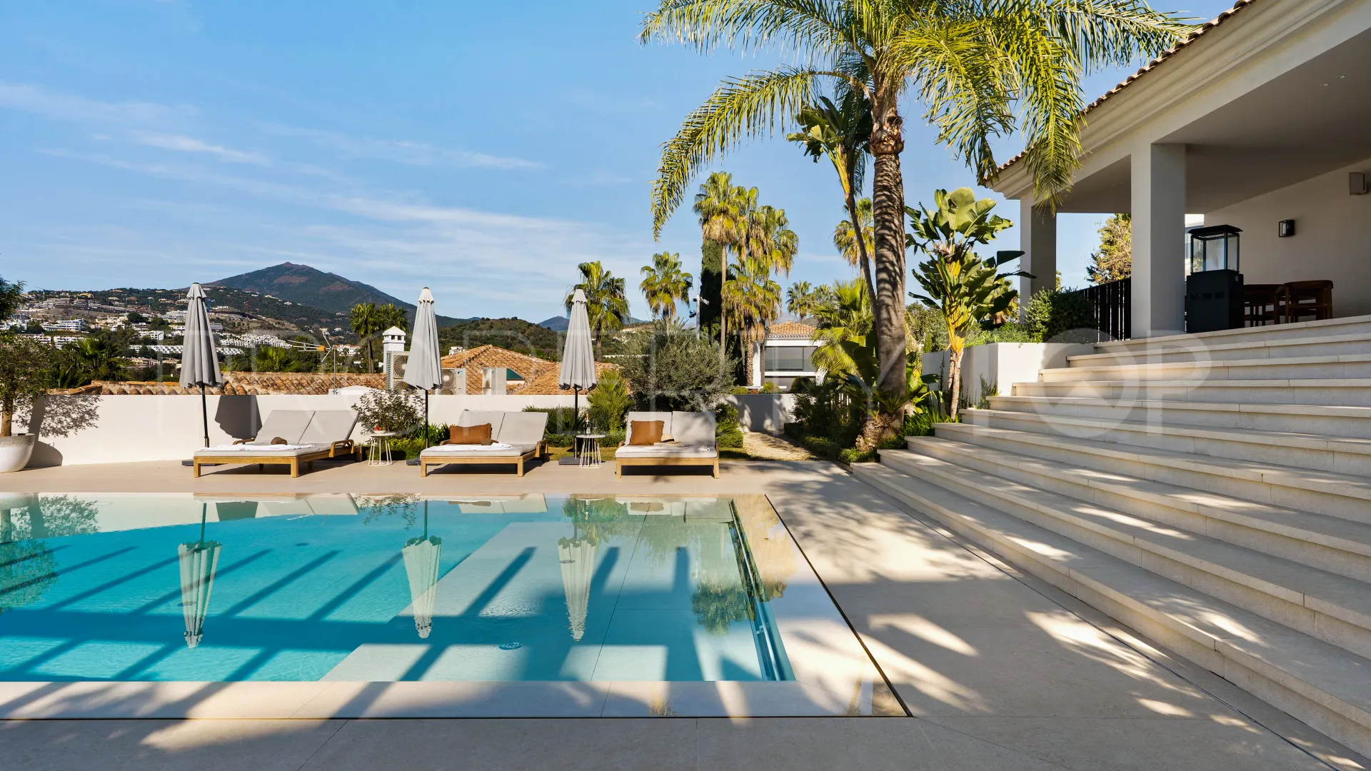Villa a la venta en Los Naranjos