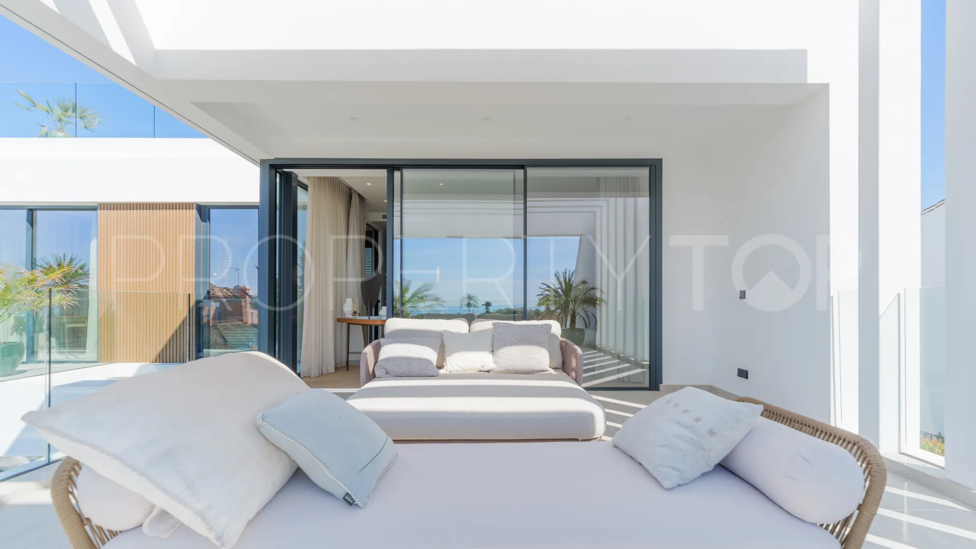 For sale Marbesa villa with 4 bedrooms