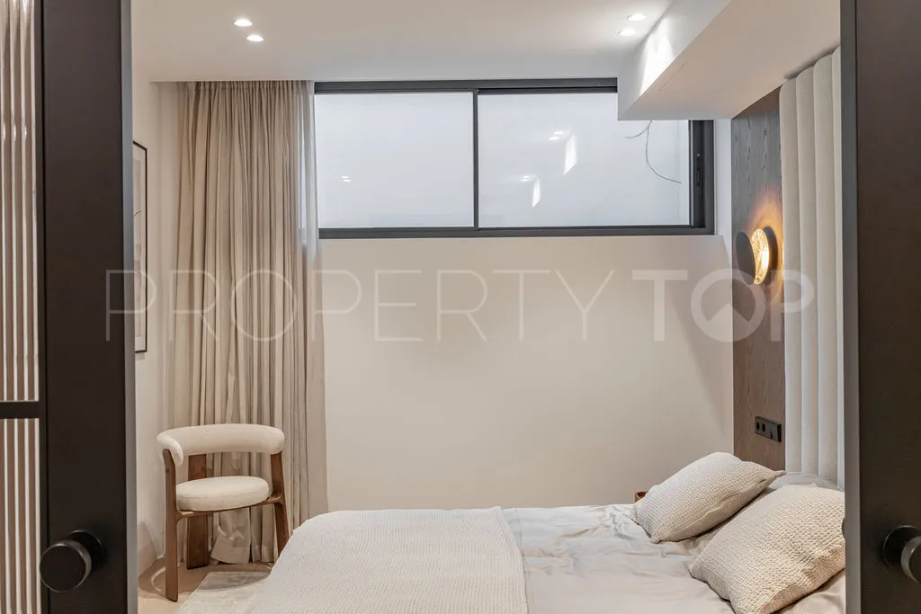 For sale Marbesa villa with 4 bedrooms