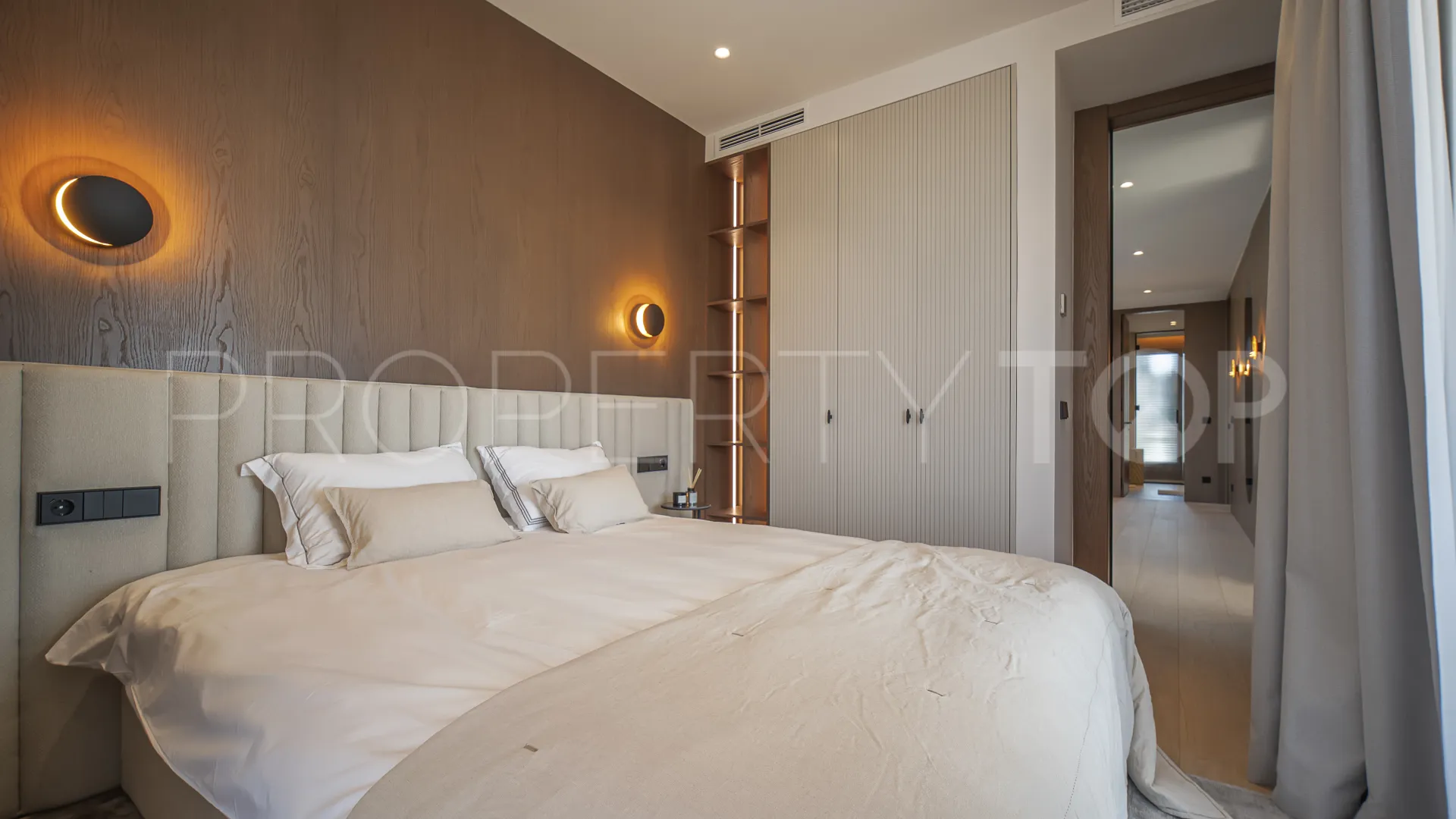 For sale Marbesa villa with 4 bedrooms