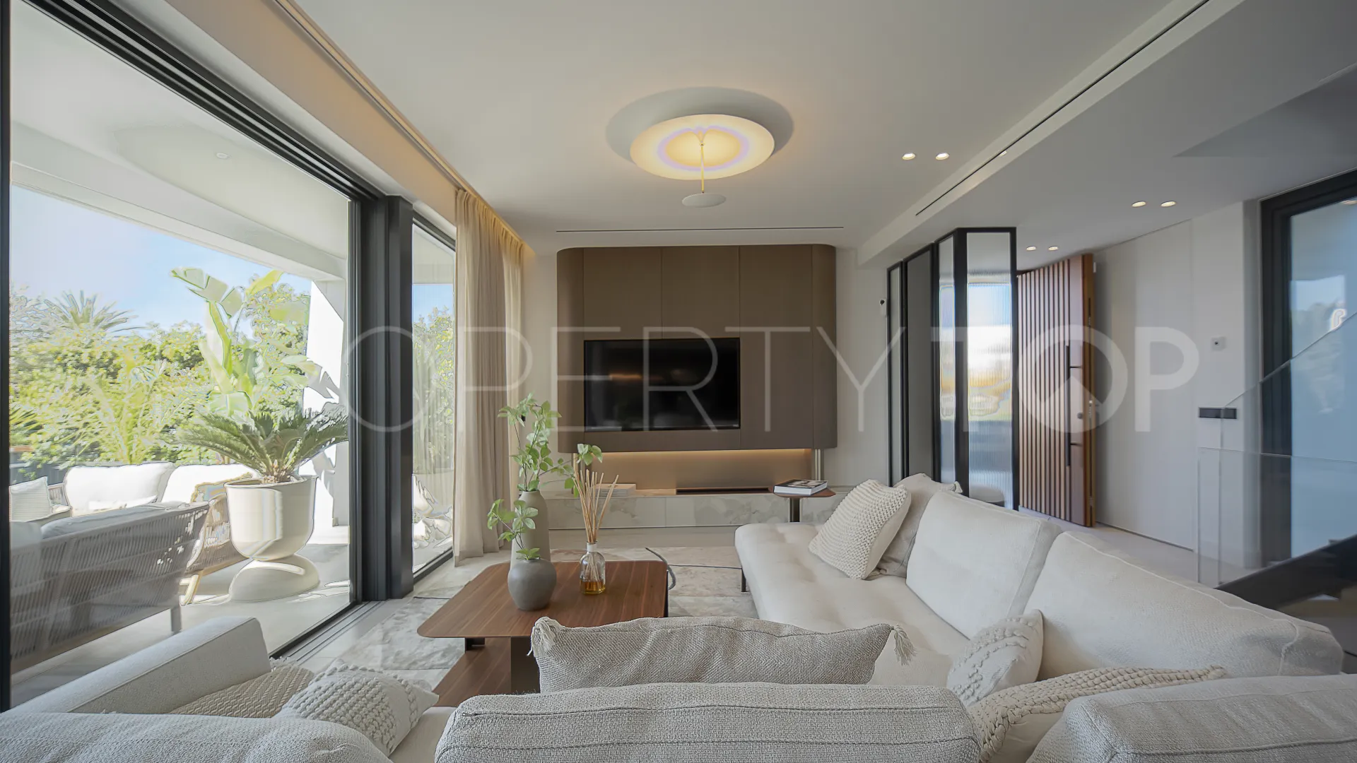 For sale Marbesa villa with 4 bedrooms