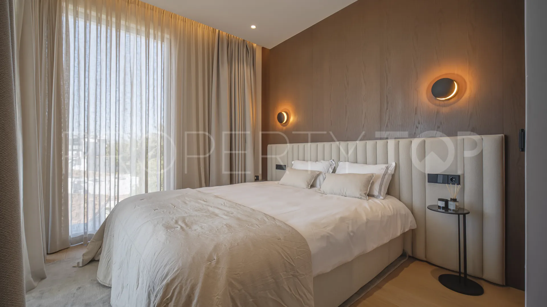 For sale Marbesa villa with 4 bedrooms