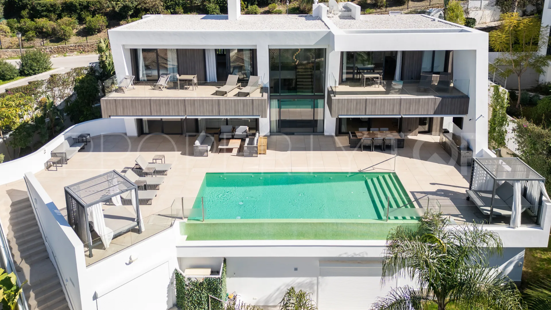 Villa a la venta con 6 dormitorios en El Paraiso