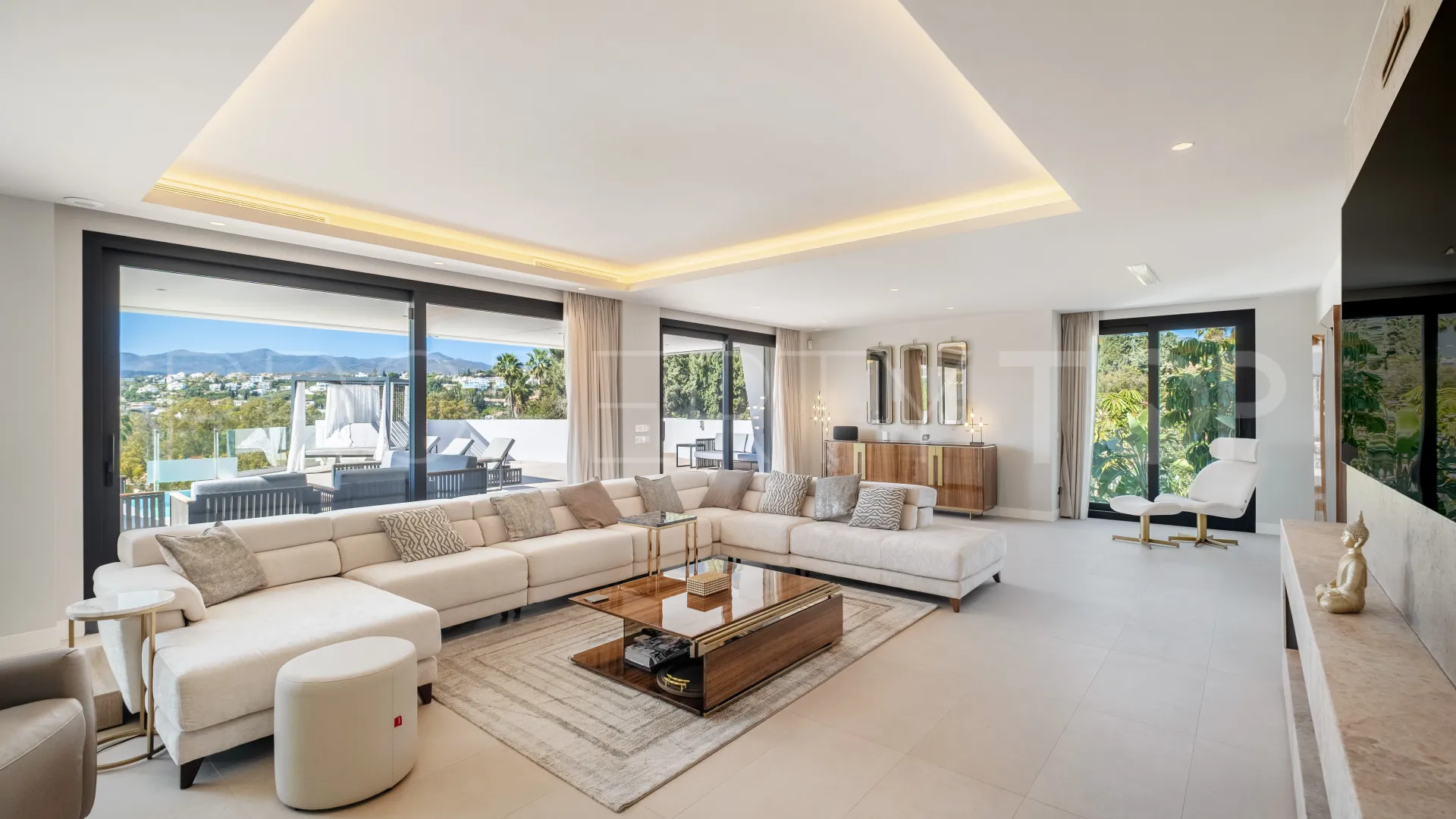 Villa a la venta con 6 dormitorios en El Paraiso