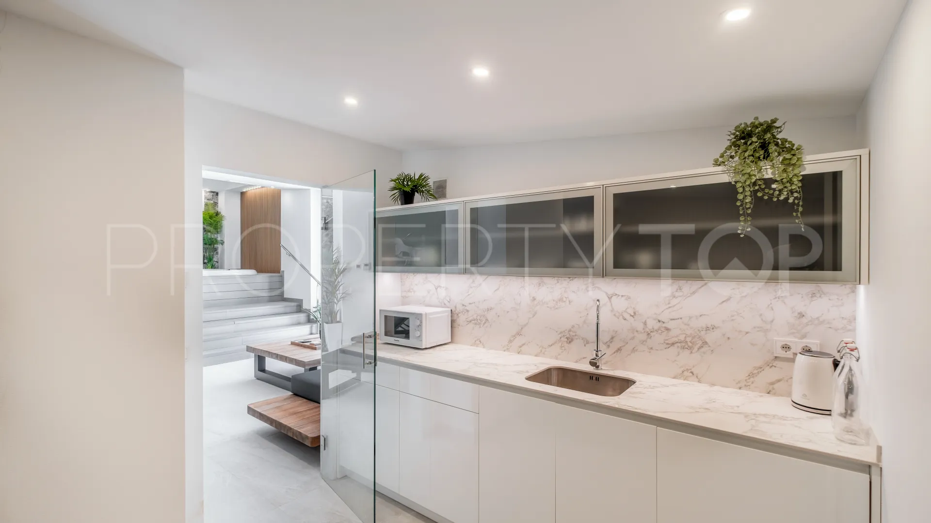 Villa a la venta con 6 dormitorios en El Paraiso