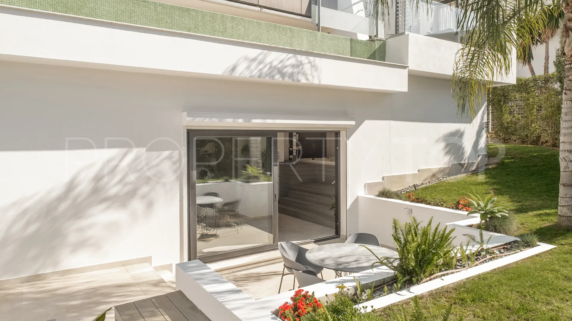 Villa a la venta con 6 dormitorios en El Paraiso