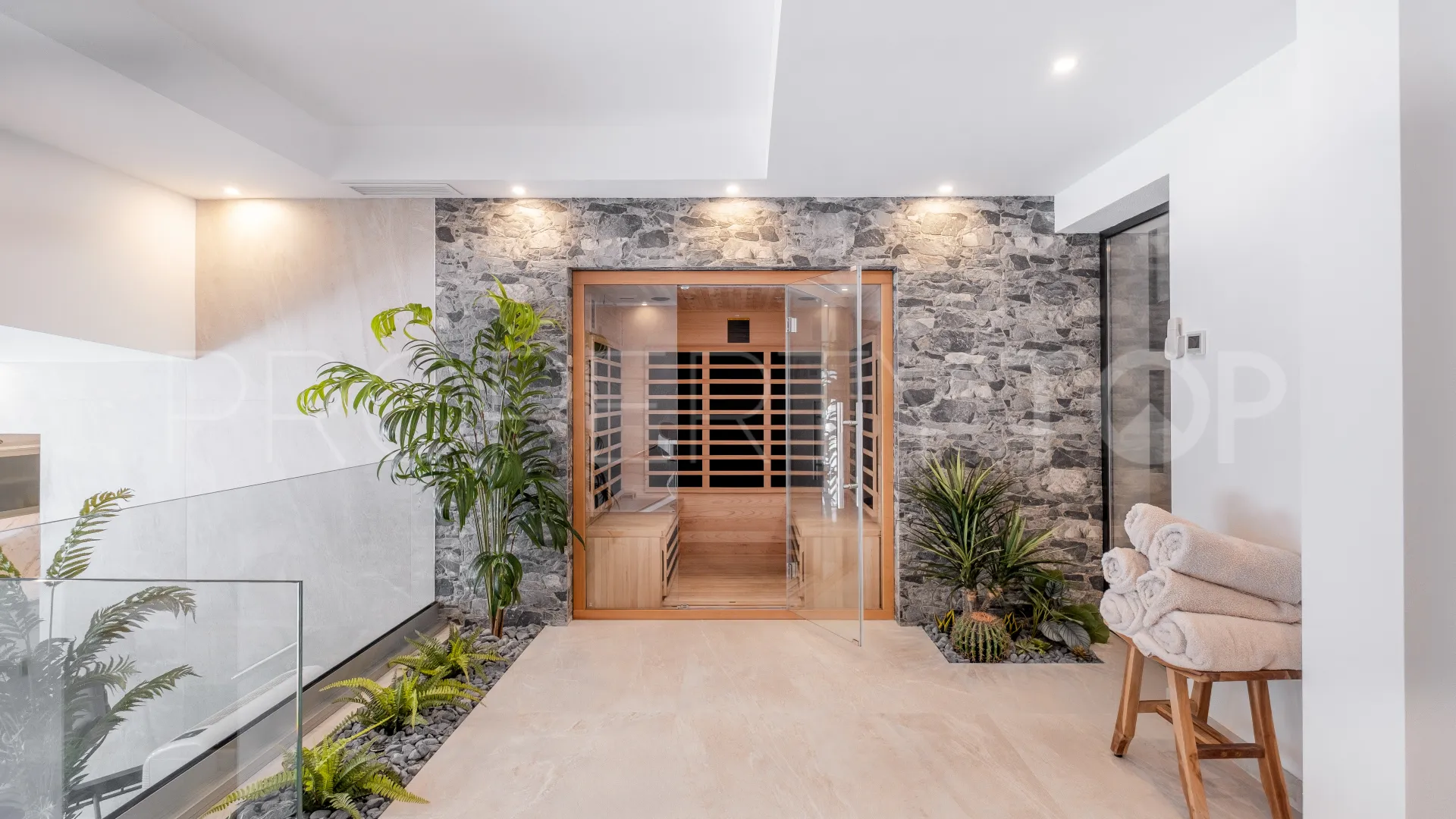 Villa a la venta con 6 dormitorios en El Paraiso
