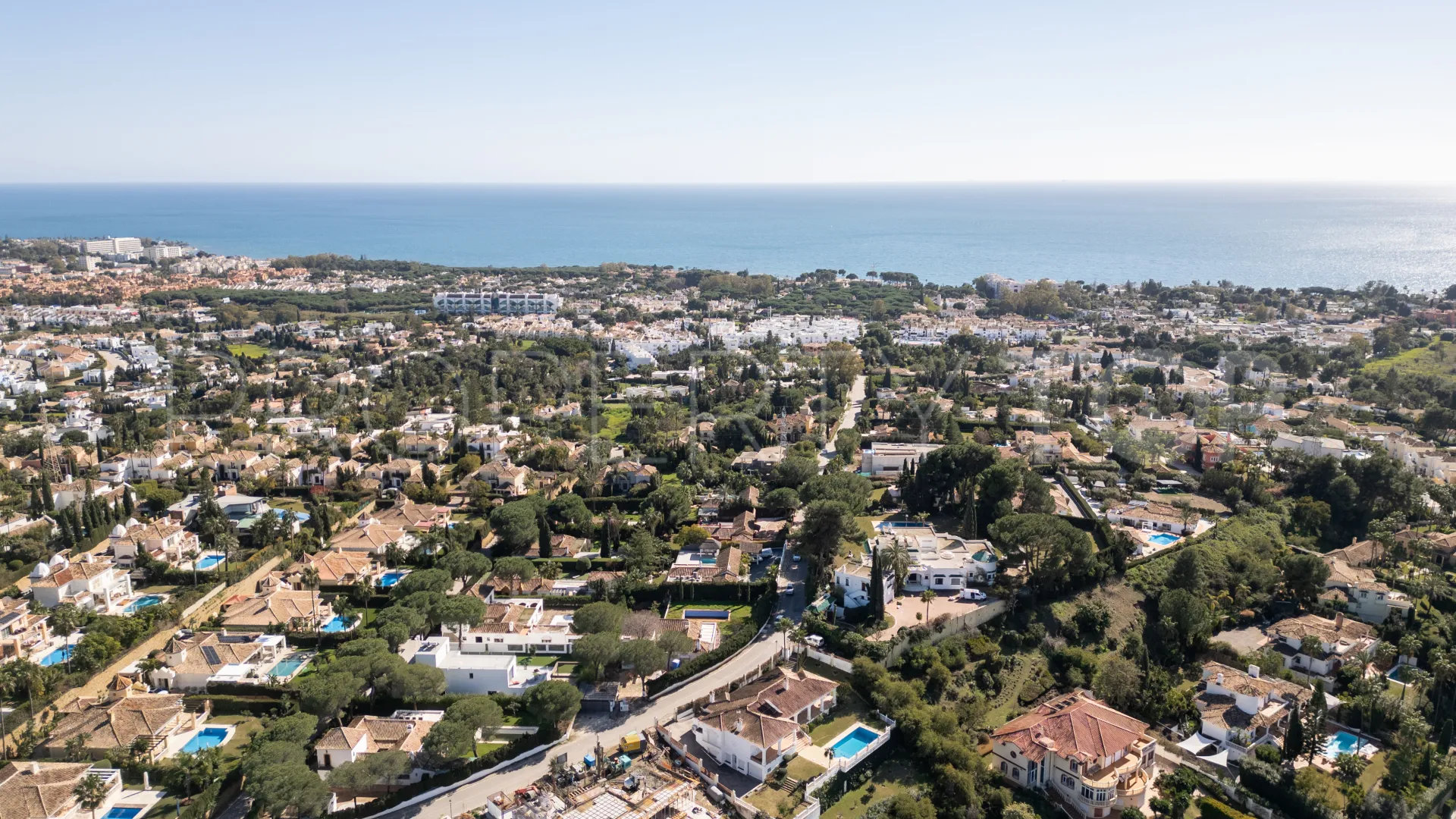 Villa a la venta con 6 dormitorios en El Paraiso