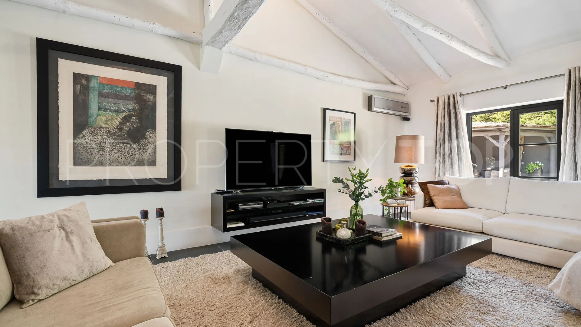 Comprar villa en Paraiso Alto