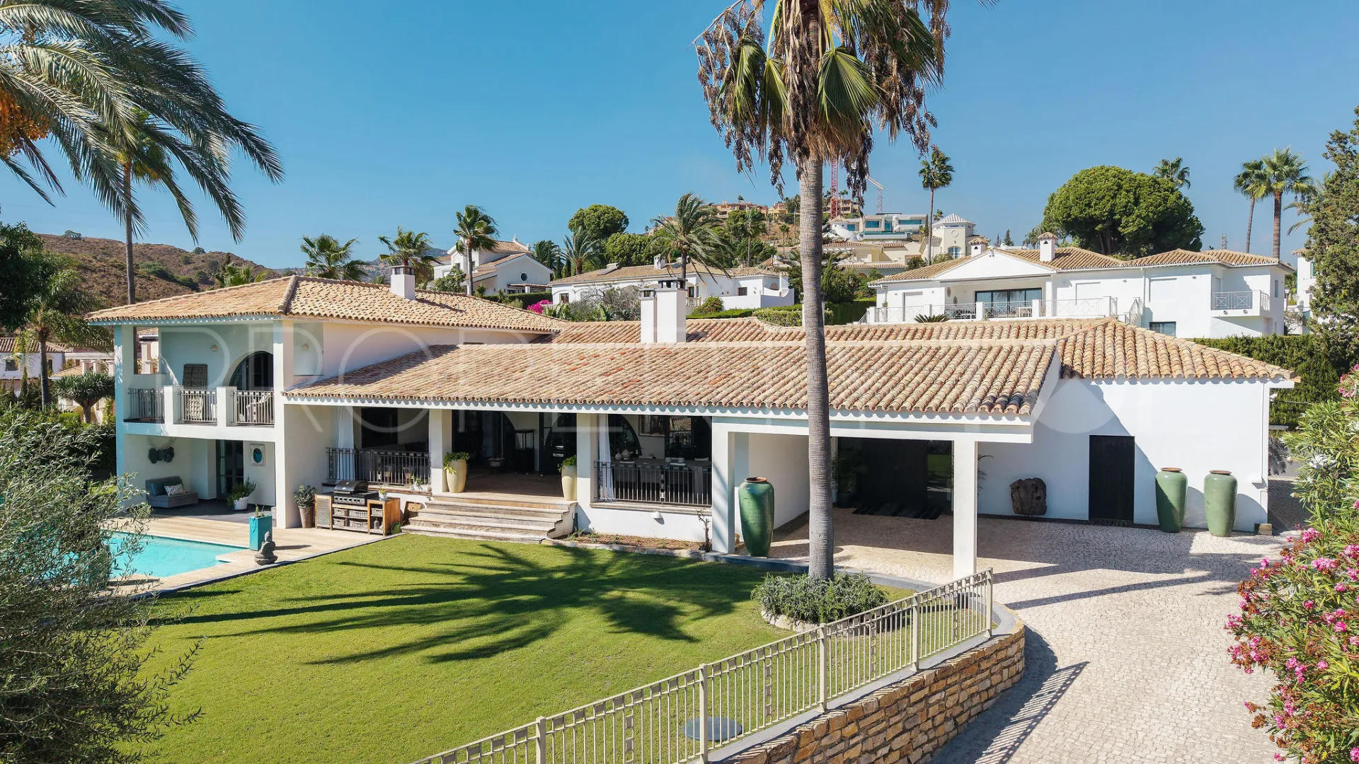 Comprar villa en Paraiso Alto