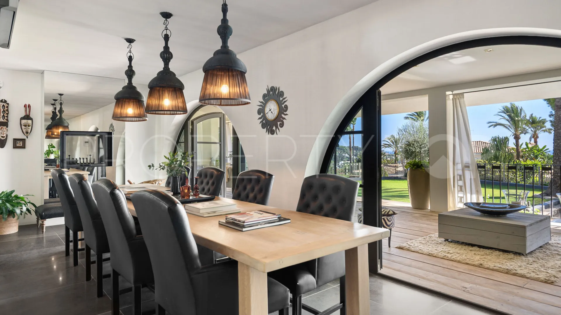 Comprar villa en Paraiso Alto