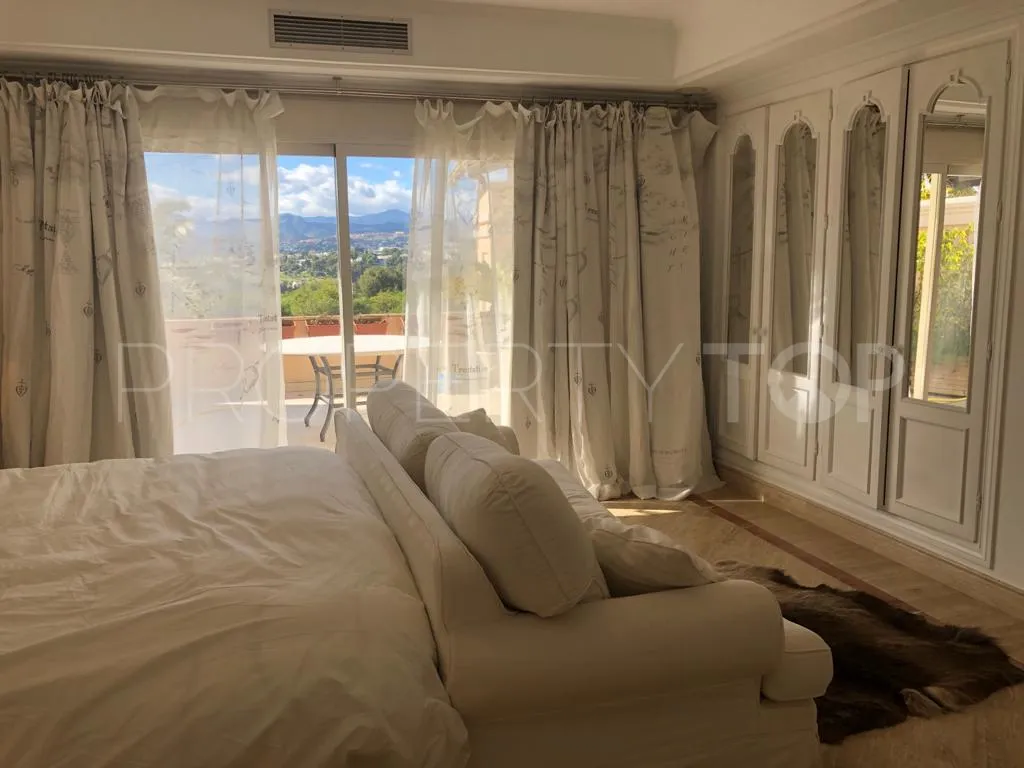 For sale Lomas de Sierra Blanca duplex with 3 bedrooms