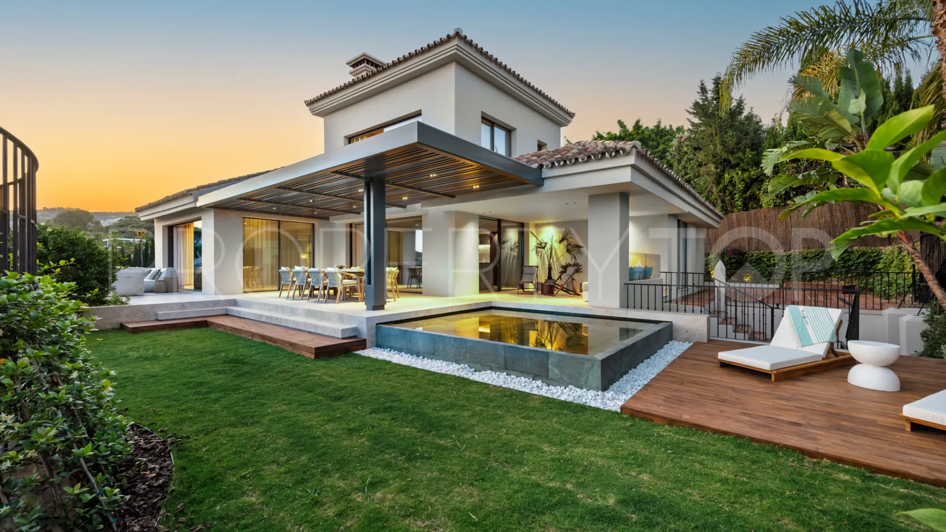 For sale 5 bedrooms villa in Haza del Conde
