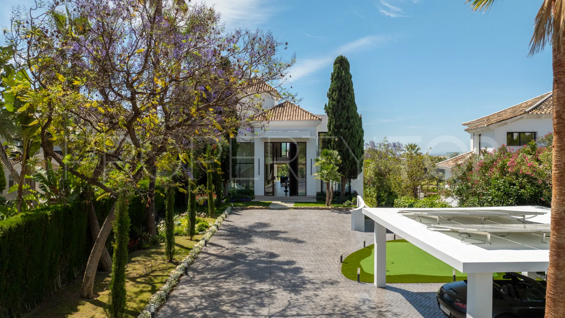 For sale Los Naranjos villa with 6 bedrooms