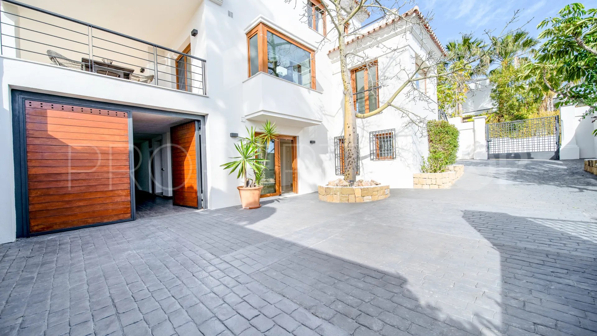 For sale 5 bedrooms villa in La Alqueria