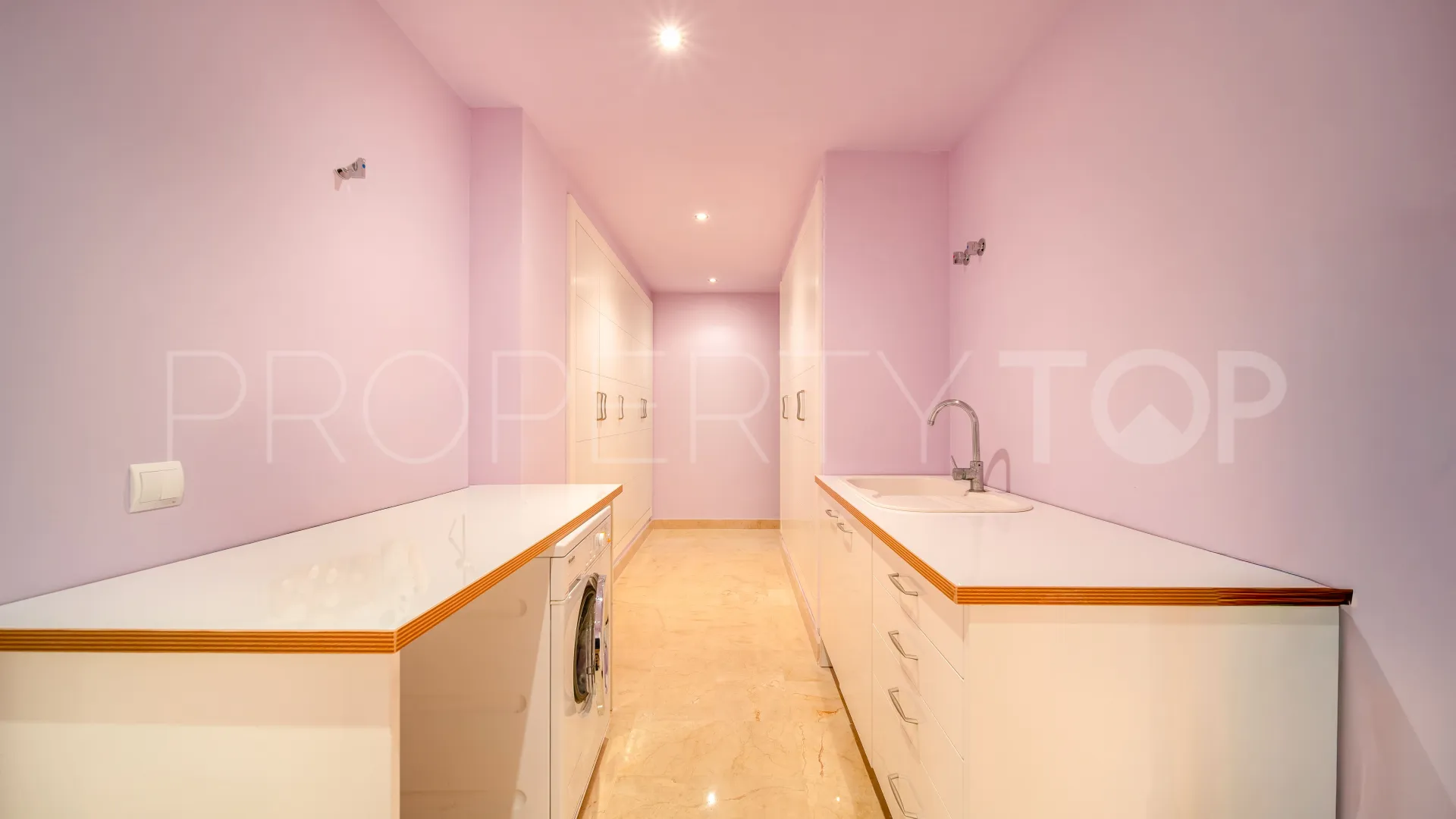 For sale 5 bedrooms villa in La Alqueria