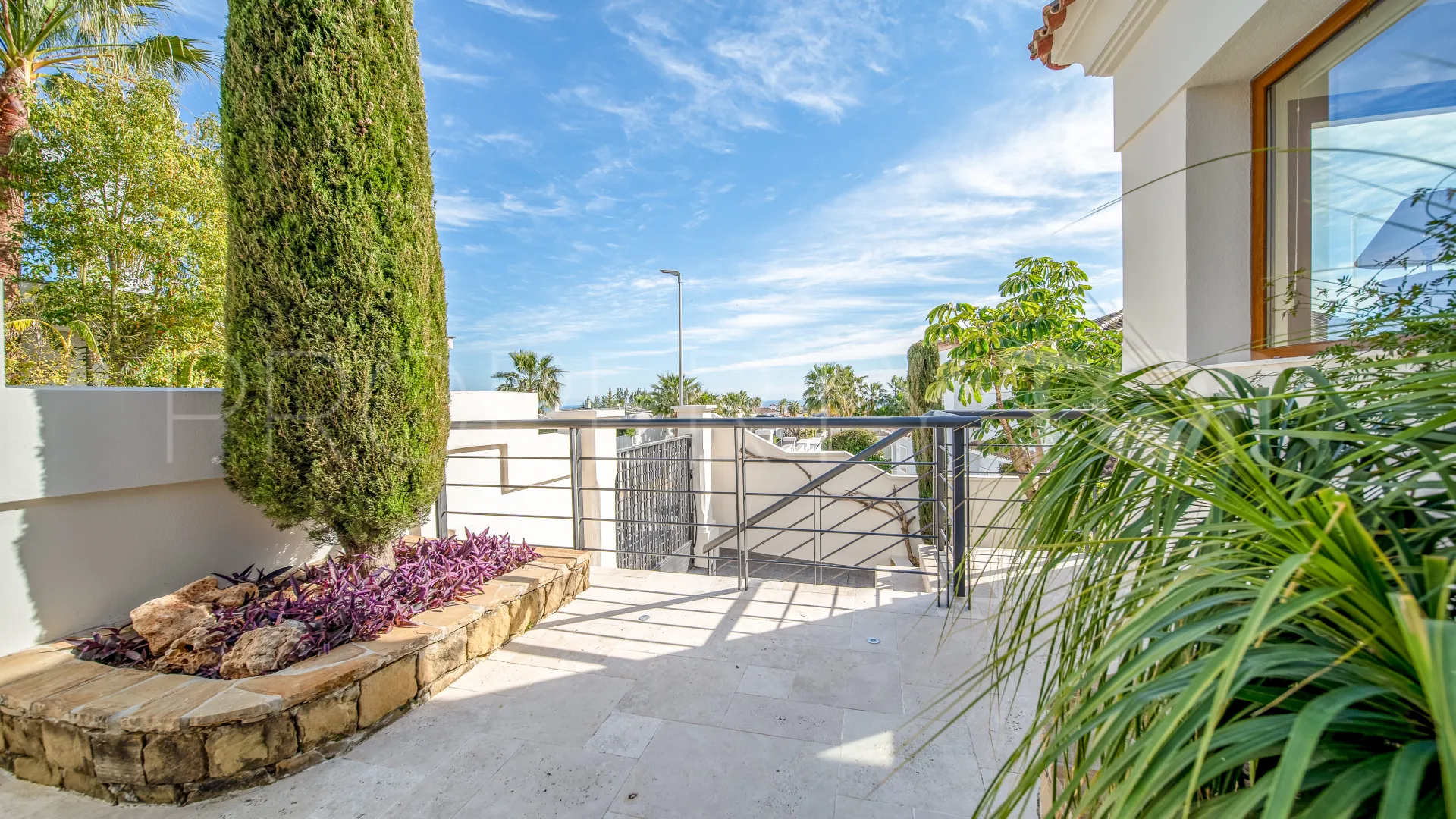 For sale 5 bedrooms villa in La Alqueria