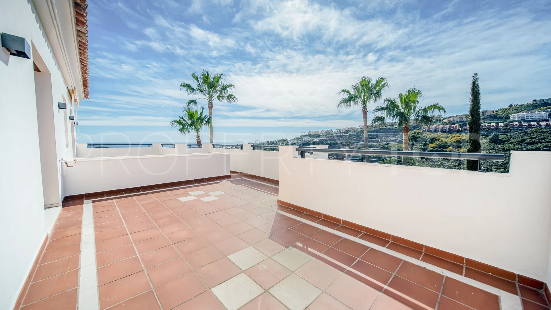 For sale 5 bedrooms villa in La Alqueria