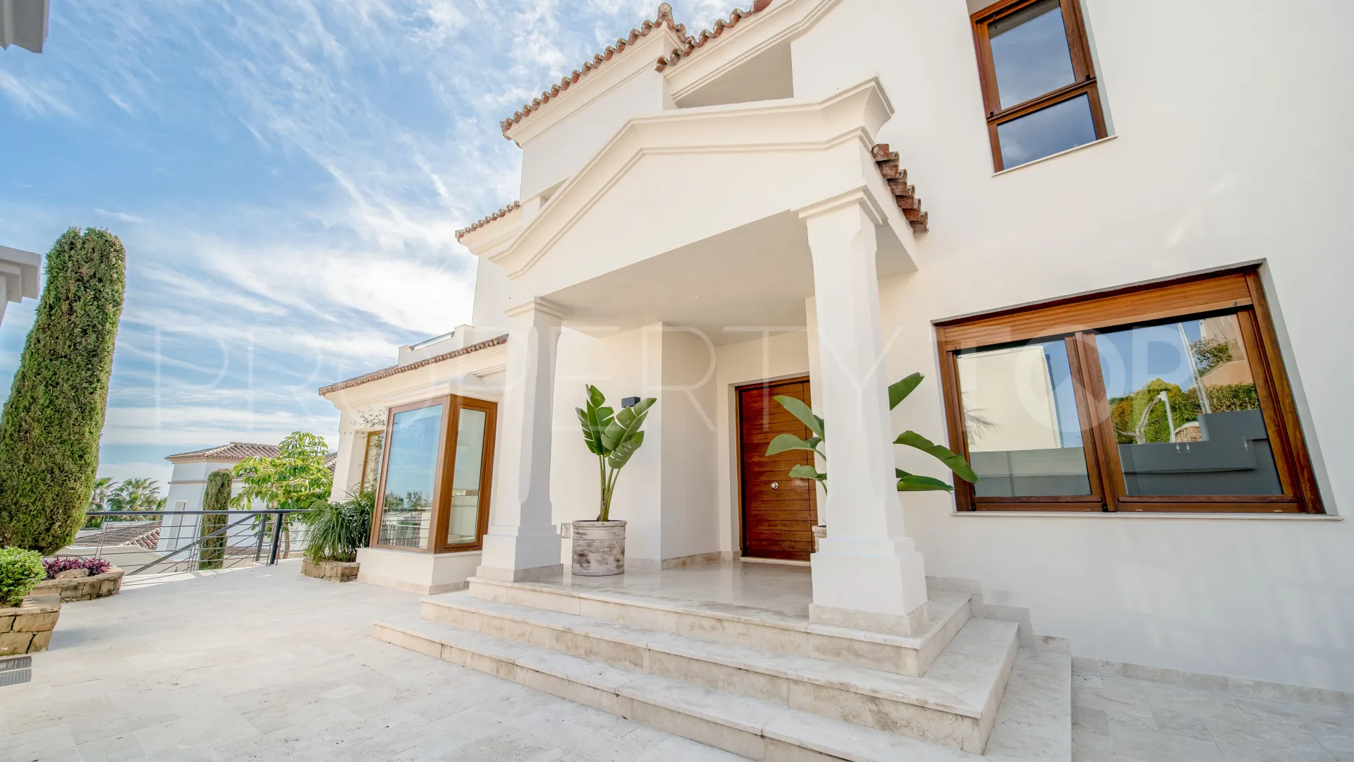For sale 5 bedrooms villa in La Alqueria
