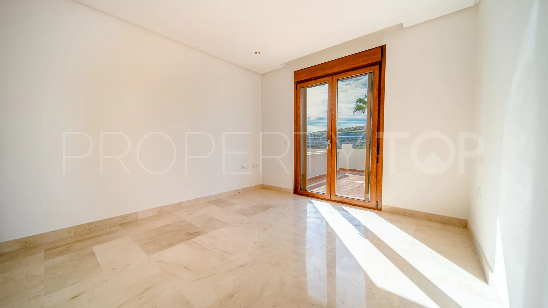For sale 5 bedrooms villa in La Alqueria