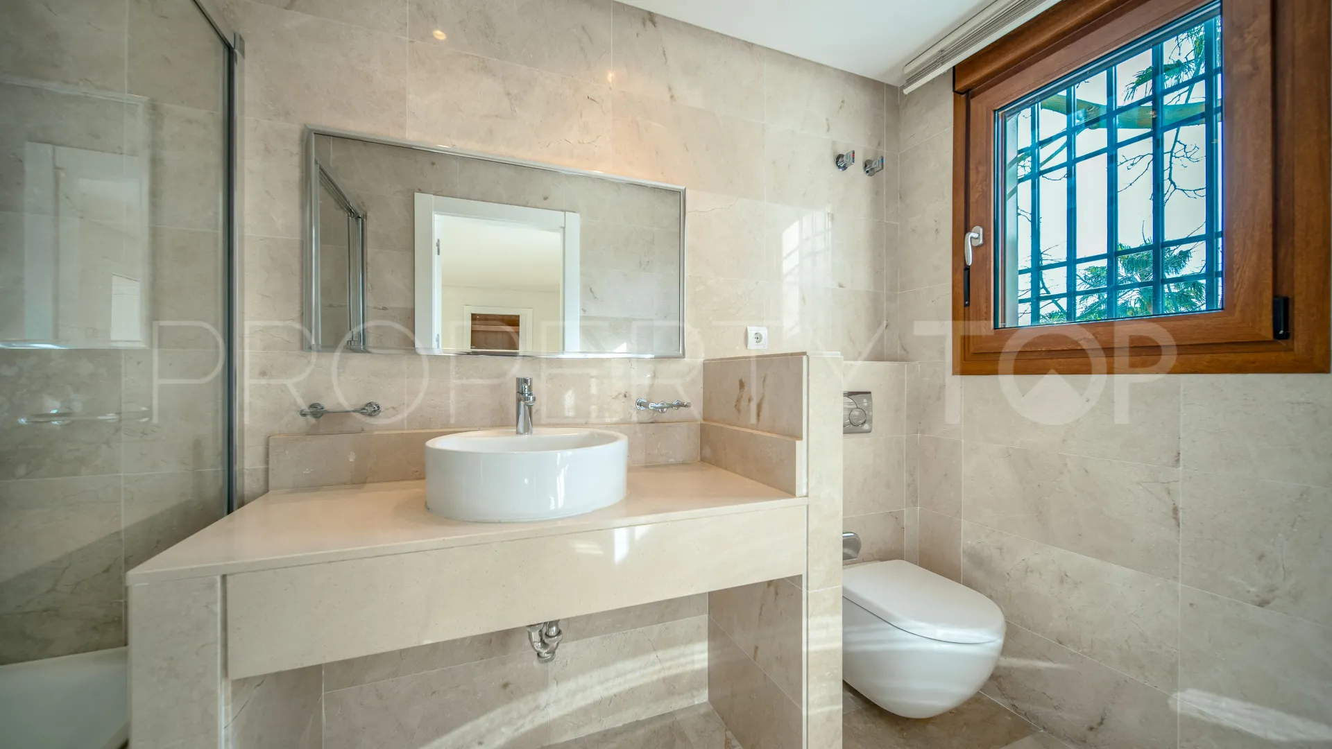 For sale 5 bedrooms villa in La Alqueria