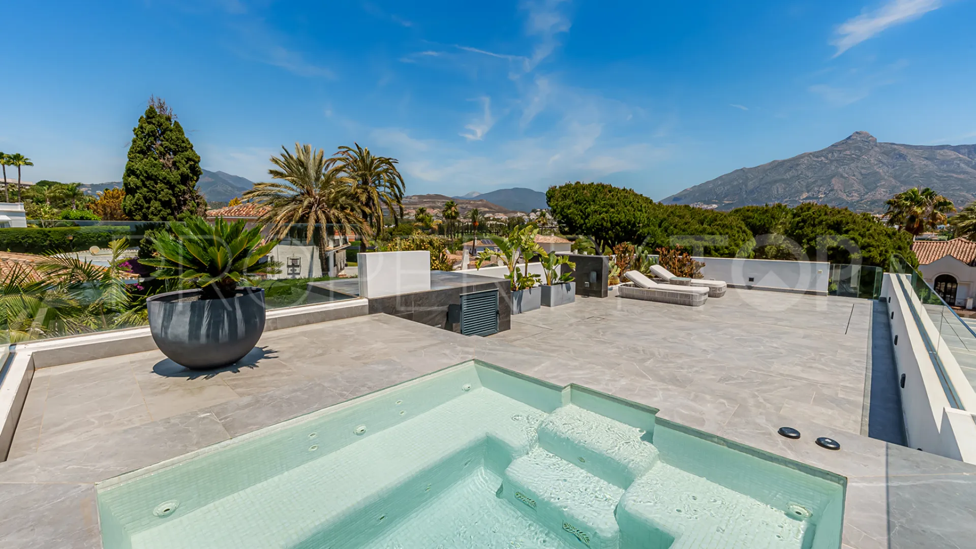 Villa en venta en Las Brisas