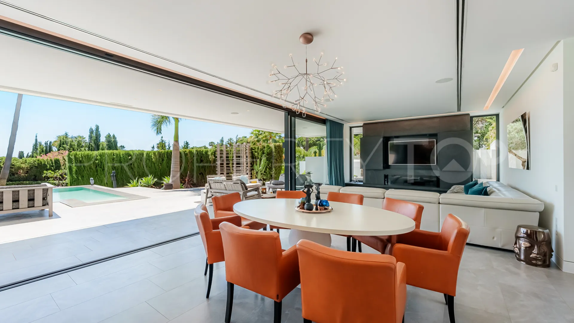 Villa en venta en Las Brisas