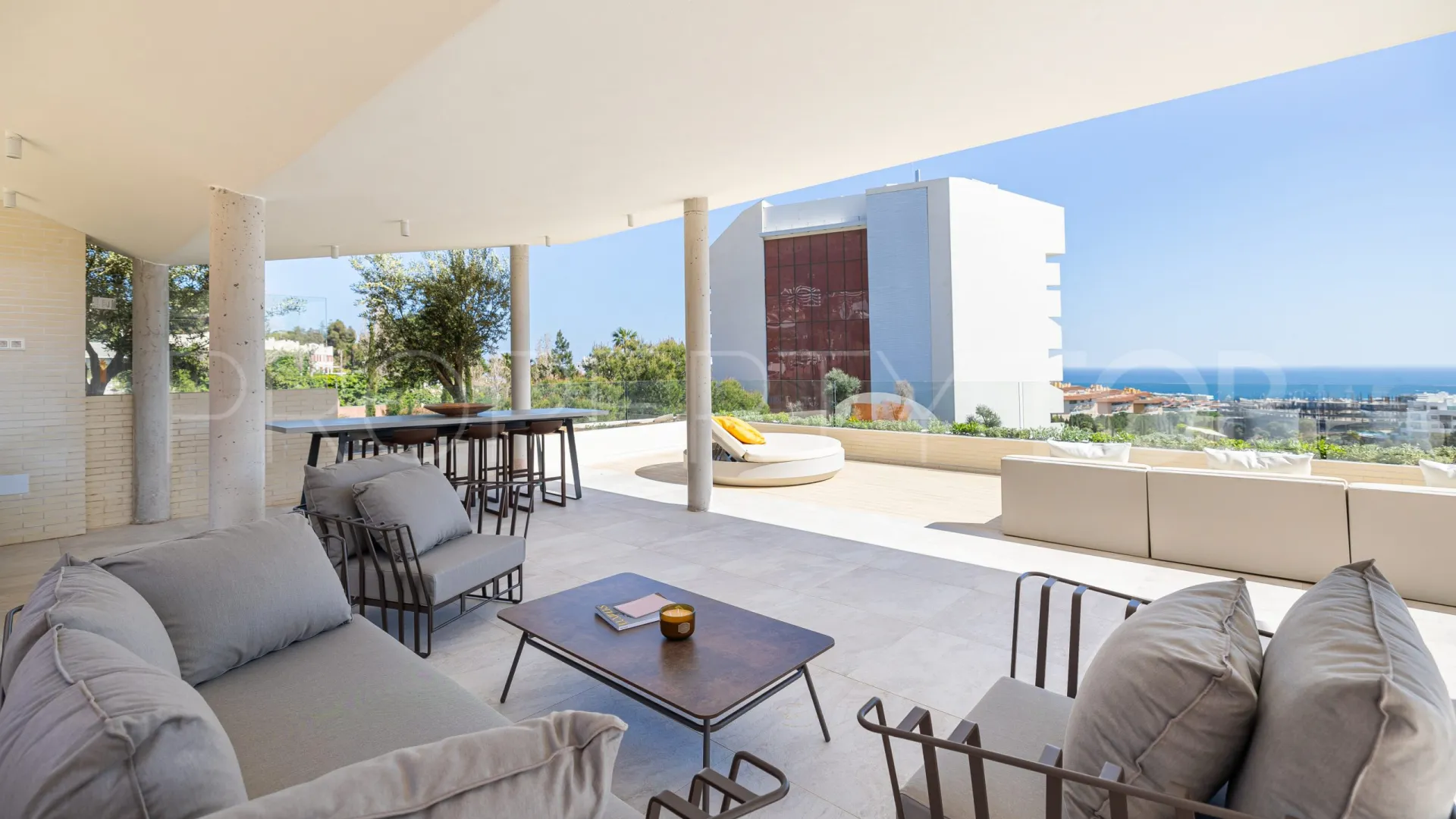 For sale penthouse in Reserva del Higuerón with 2 bedrooms