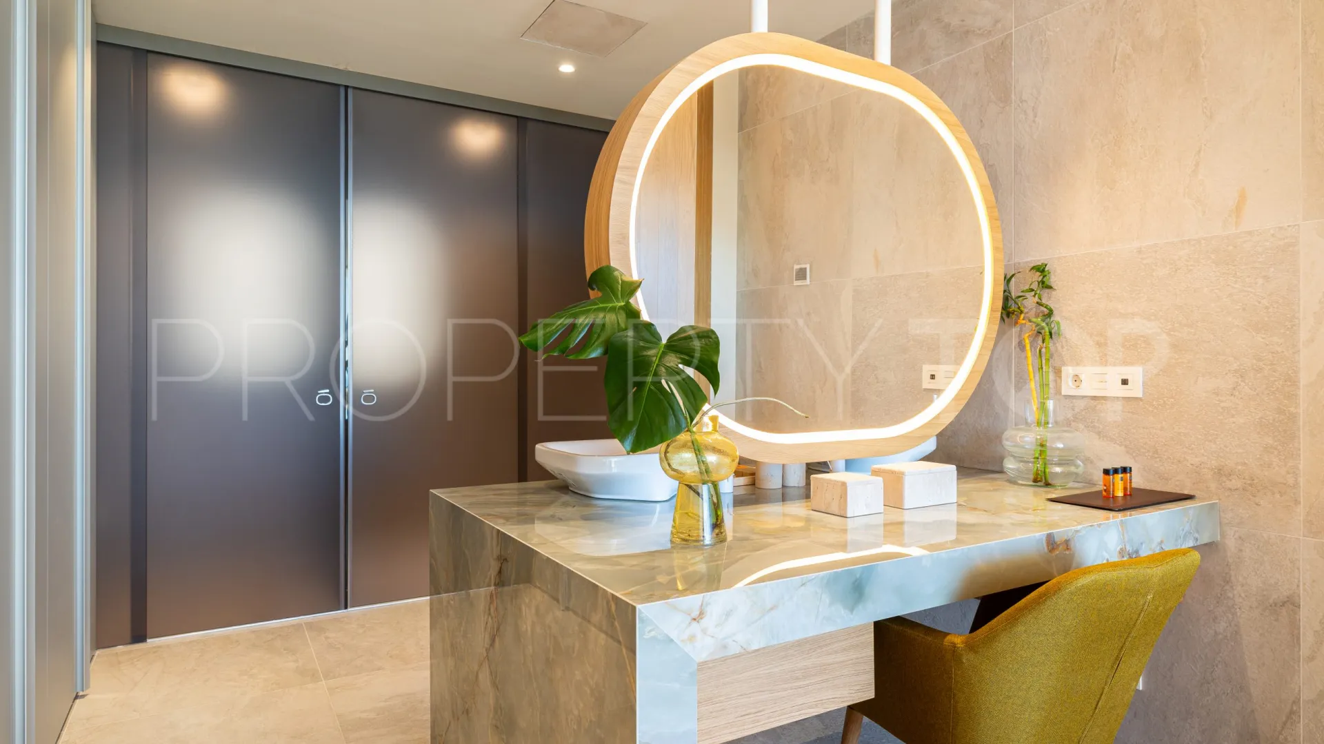 For sale penthouse in Reserva del Higuerón with 2 bedrooms