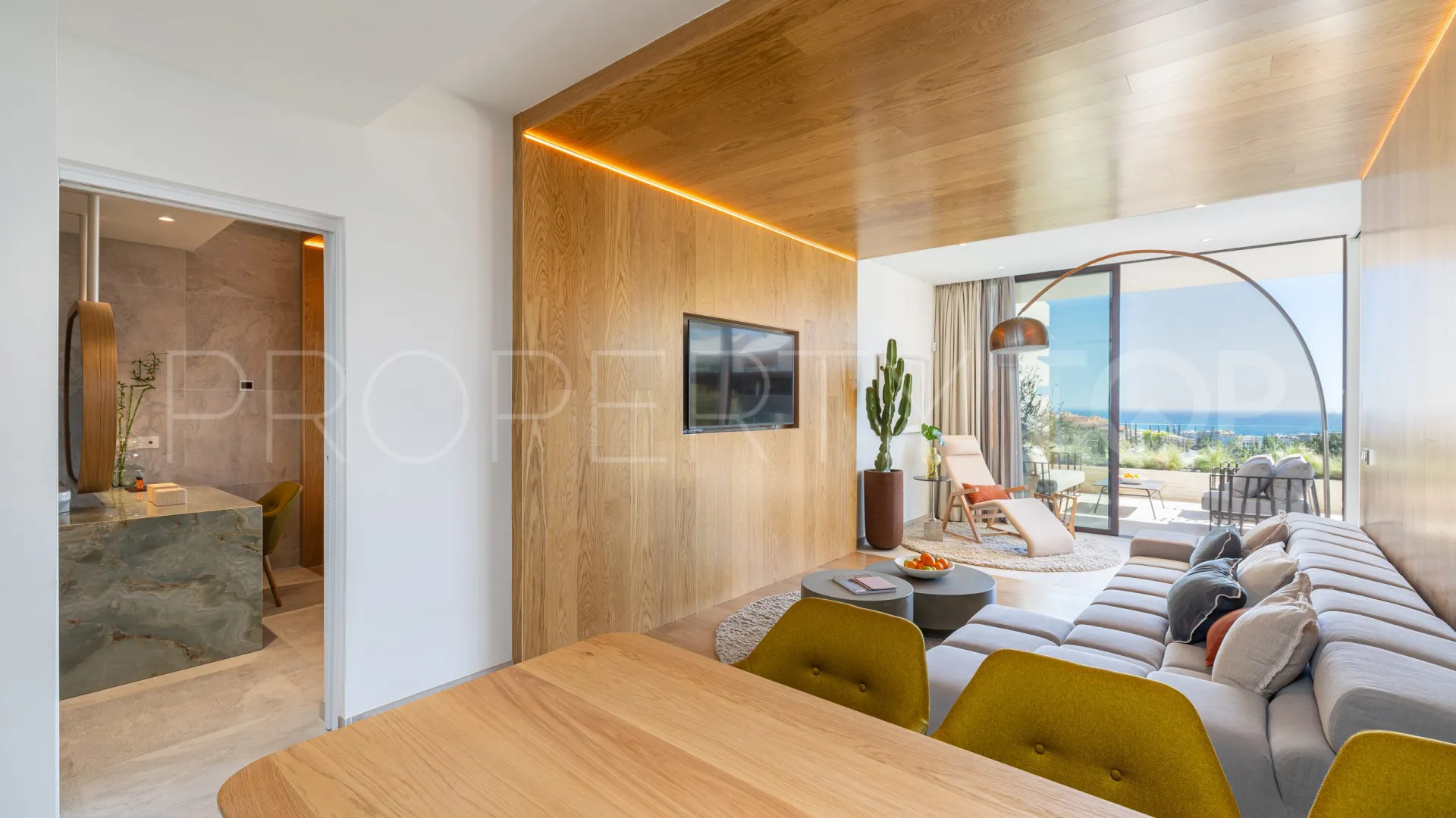 For sale penthouse in Reserva del Higuerón with 2 bedrooms