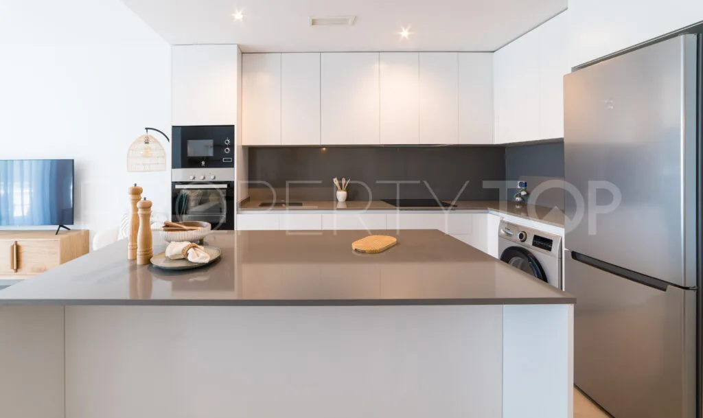 For sale 2 bedrooms apartment in Cancelada