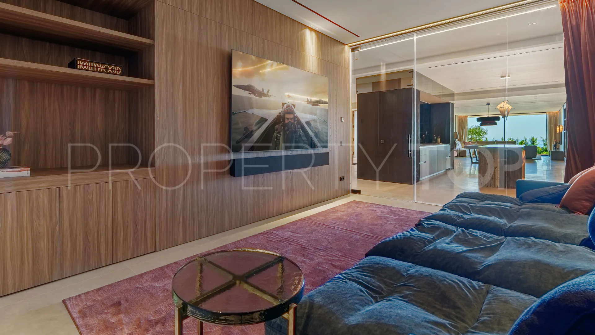 8 bedrooms El Herrojo villa for sale