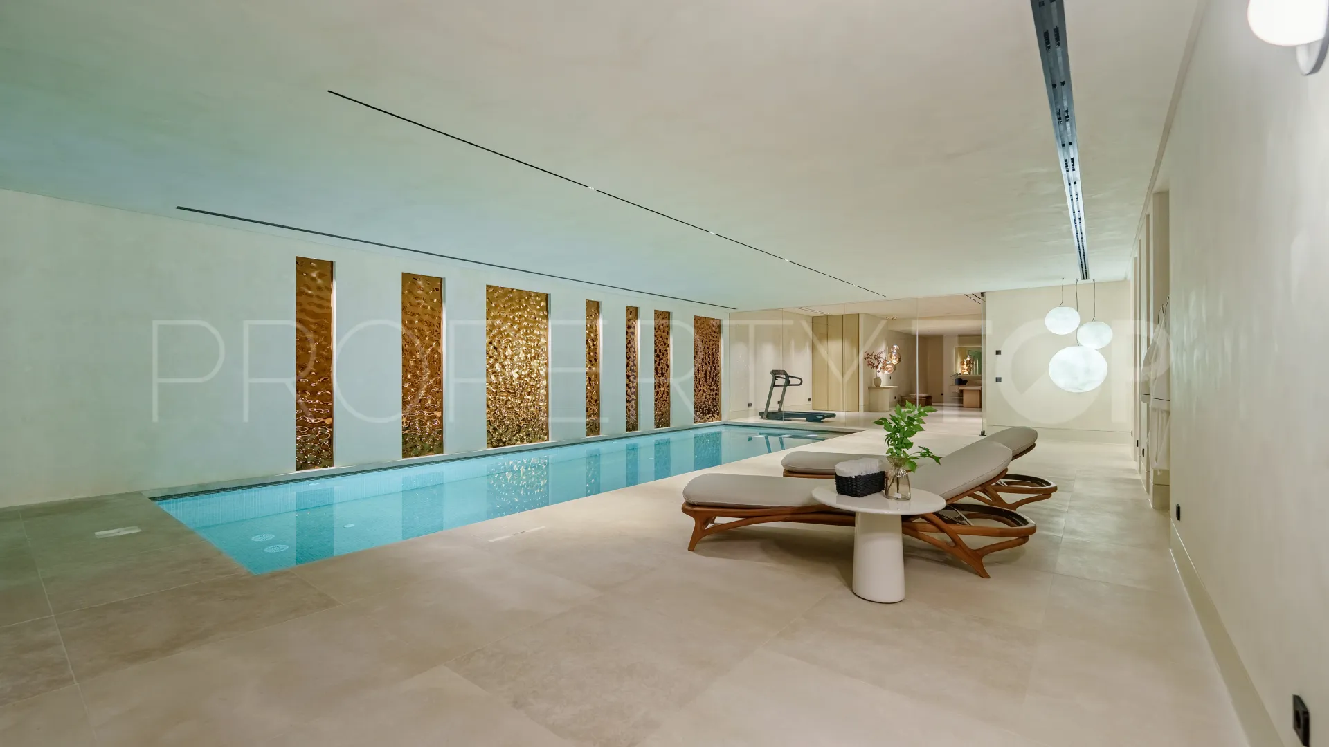 8 bedrooms El Herrojo villa for sale