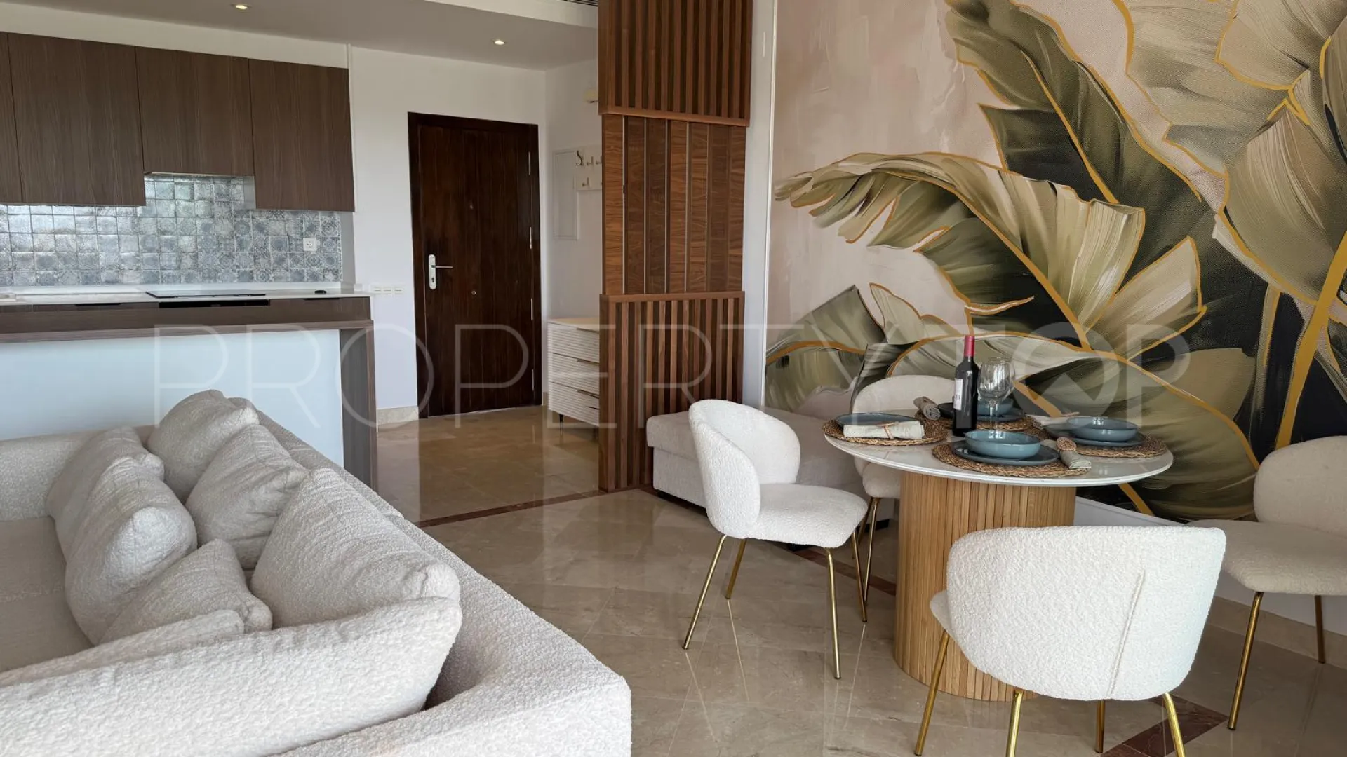 Apartment for sale in Paraiso Pueblo with 3 bedrooms